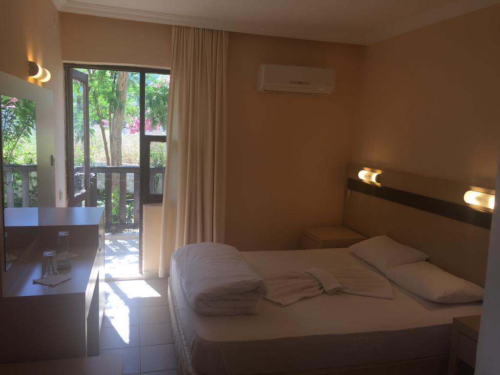 On Hotel Adrasan Kültér fotó
